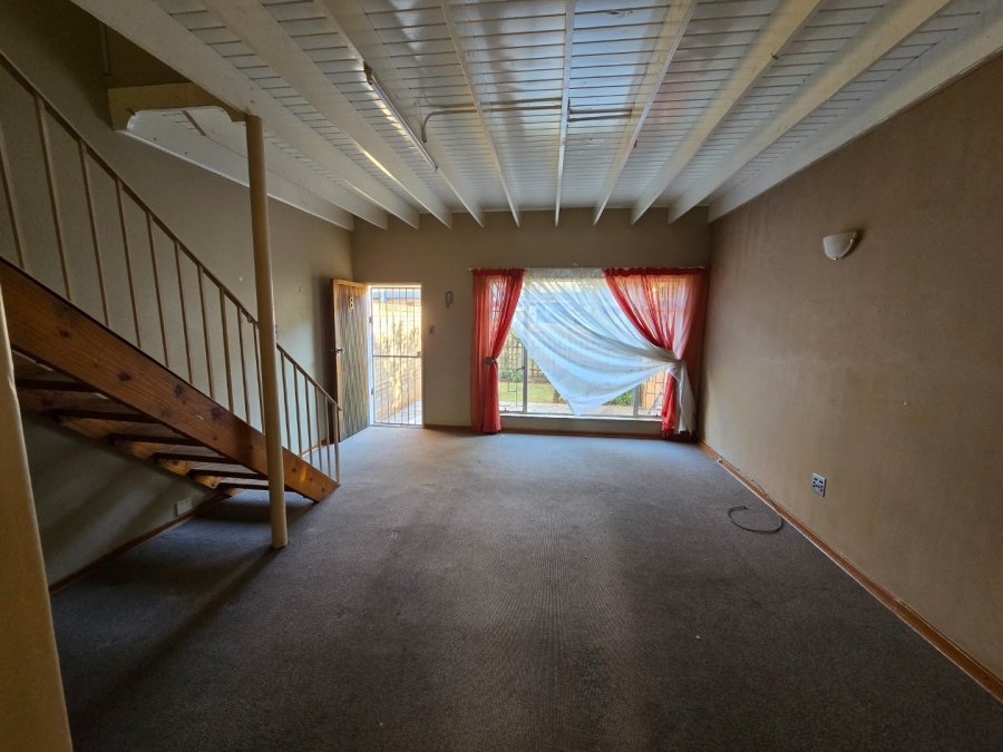 2 Bedroom Property for Sale in Potchefstroom North North West